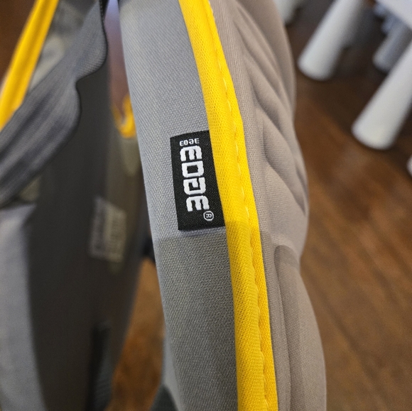 Batman DC Kids Floatation Device M/L - Picture 4 of 8